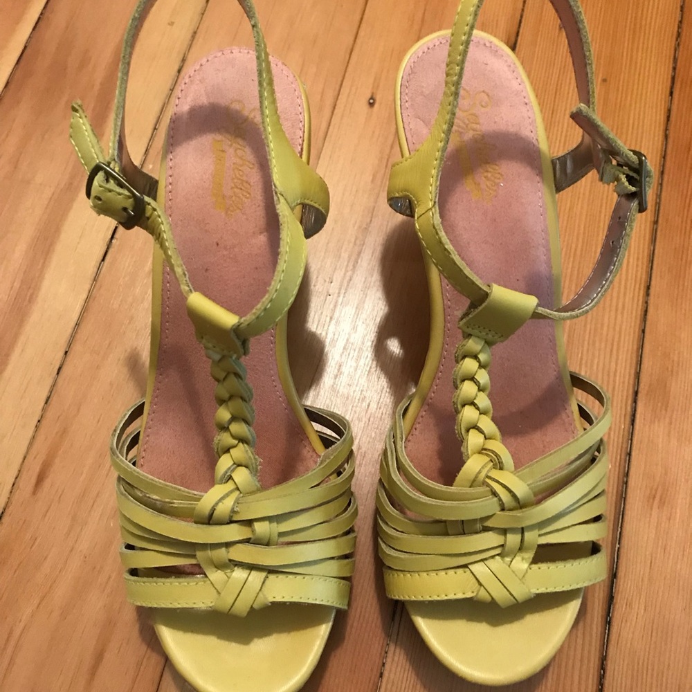 Seychelles Yellow strappy Heels